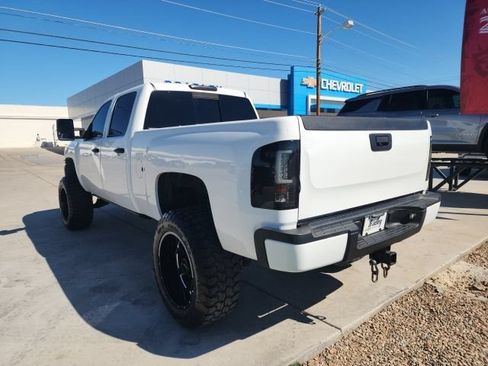 Used 2008 Chevrolet Silverado 2500 LT w/ 2LT Convenience Package RWD image 6