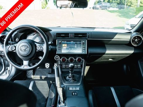 Certified 2023 Toyota GR86 Premium RWD image 11