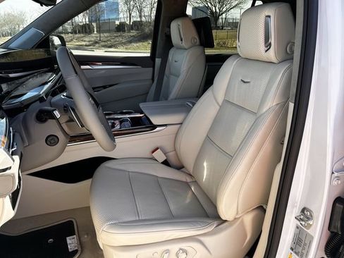 New 2026 Cadillac Escalade Platinum Sport image 22