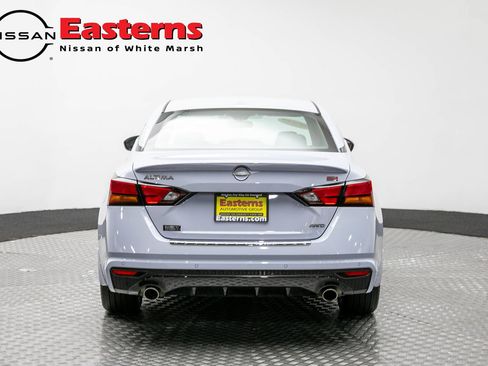 Used 2023 Nissan Altima 2.5 SR AWD/4WD image 5