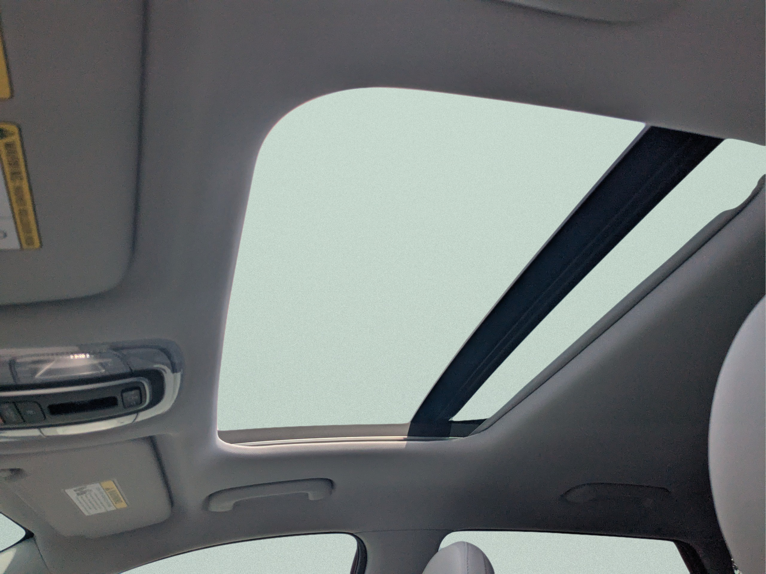 New 2027 Hyundai Kona Limited FWD image 27