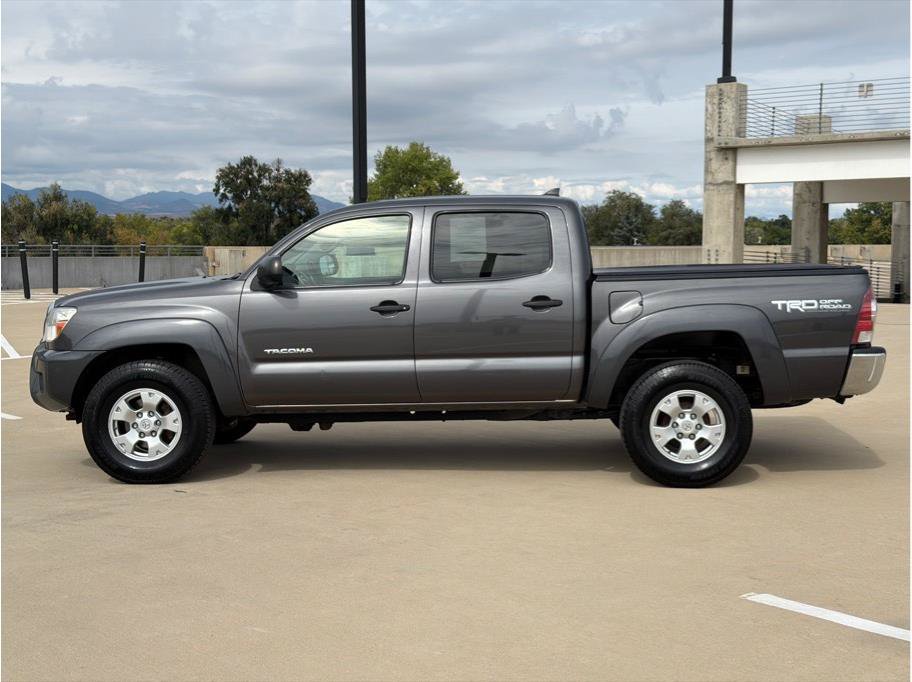Used 2012 Toyota Tacoma 4x4 Double Cab w/ TRD Off-Road Pkg image 4