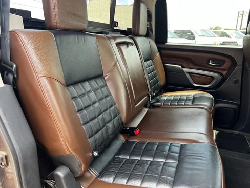 Used 2018 Nissan Titan Platinum Reserve w/ Platinum Utility Package AWD/4WD image 24