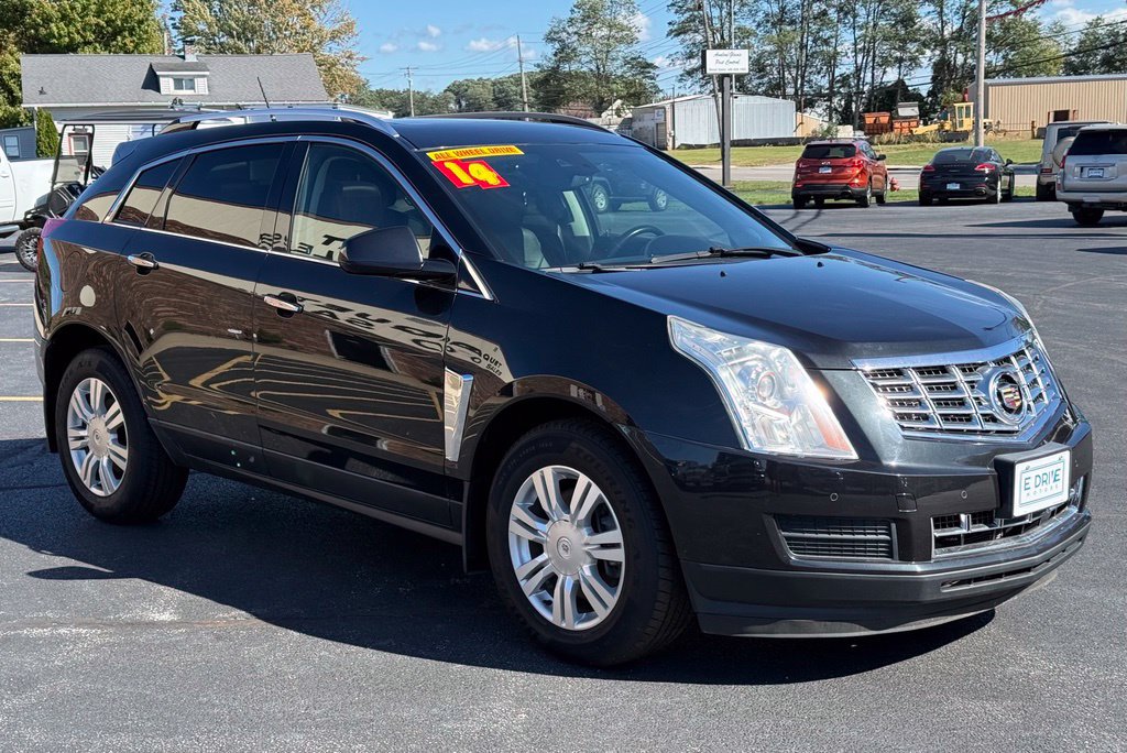 Used 2014 Cadillac SRX Luxury w/ Driver Awareness Package AWD/4WD image 4