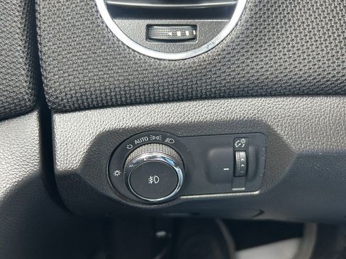 Used 2014 Chevrolet Cruze LT w/ RS Package FWD image 11