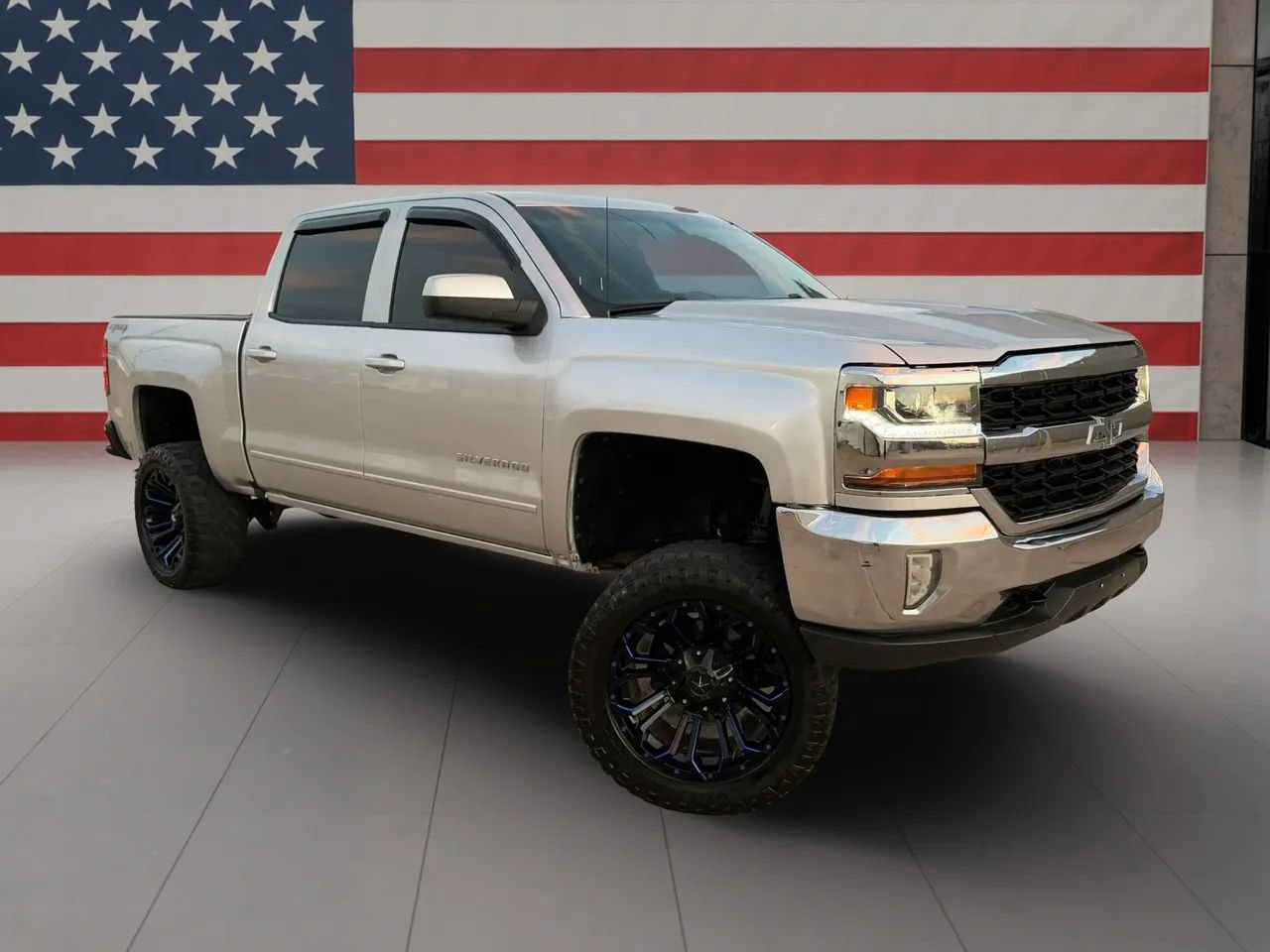 Used 2017 Chevrolet Silverado 1500 LT w/ All Star Edition AWD/4WD image 1