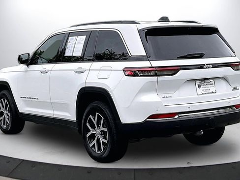 Certified 2024 Jeep Grand Cherokee Limited w/ Luxury Tech Group II AWD/4WD image 7