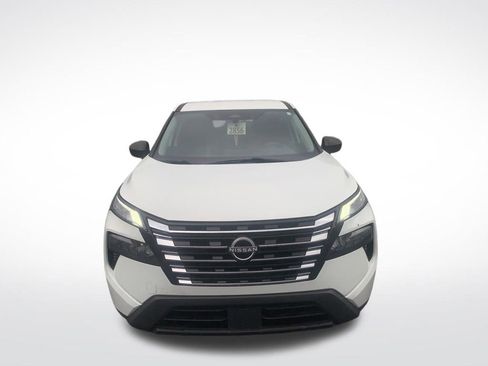 Certified 2024 Nissan Rogue S FWD image 6