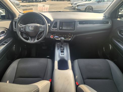 Used 2022 Honda HR-V EX image 7