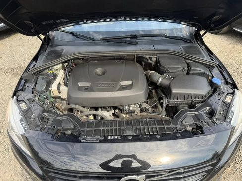 Used 2018 Volvo S60 T5 Dynamic w/ Vision Package AWD/4WD image 25