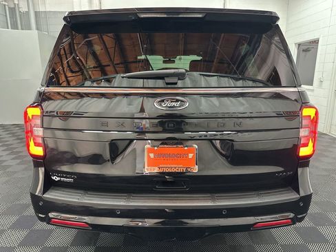 Used 2024 Ford Expedition Max Limited AWD/4WD image 8