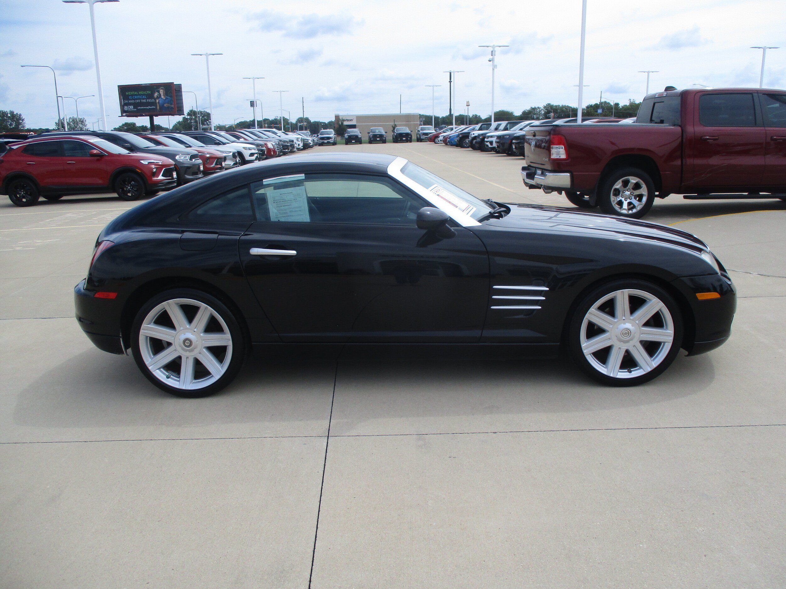 Used 2005 Chrysler Crossfire Limited RWD image 6