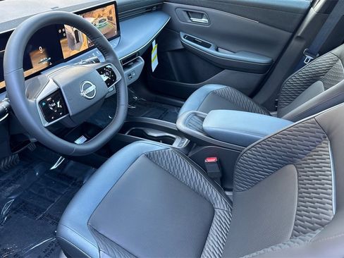 New 2026 Nissan Leaf Platinum+ image 8