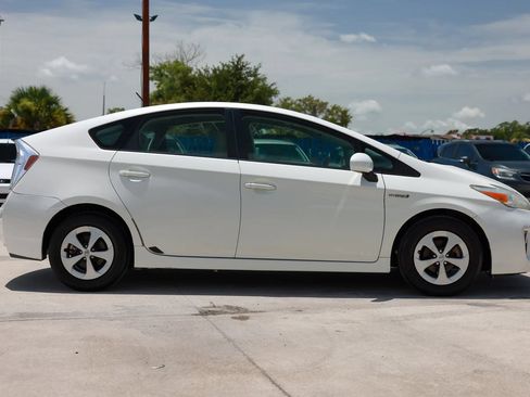 Used 2012 Toyota Prius Two FWD image 8