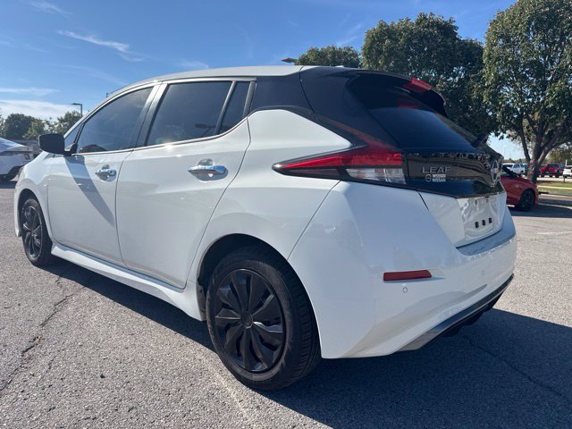 Used 2025 Nissan Leaf S FWD image 6