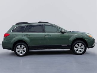 Used 2011 Subaru Outback 2.5i Limited AWD/4WD video 2