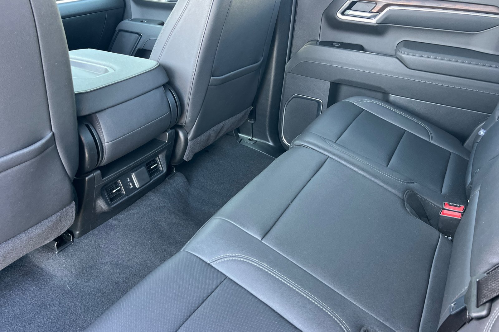 Used 2025 GMC Sierra 1500 SLT RWD image 16