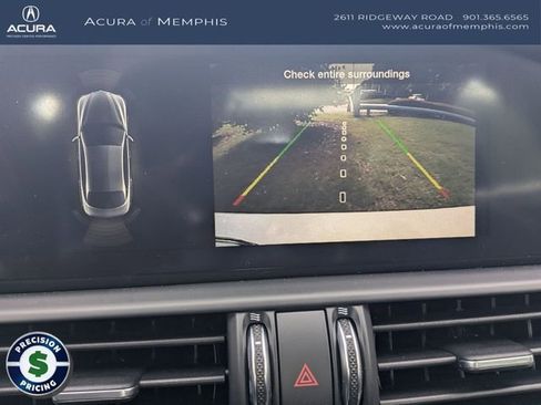 Used 2025 Alfa Romeo Giulia AWD image 19