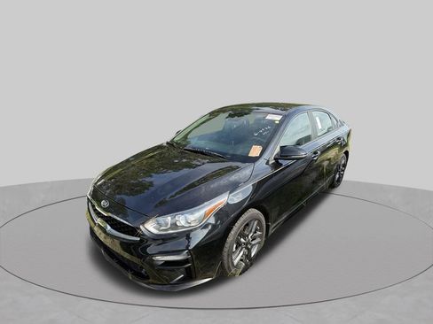 Used 2021 Kia Forte GT-Line FWD image 3