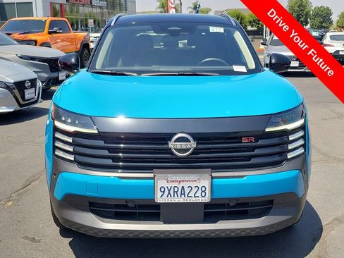 Used 2025 Nissan Kicks SR FWD image 33
