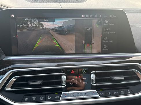 Used 2019 BMW X5 xDrive50i AWD/4WD image 14