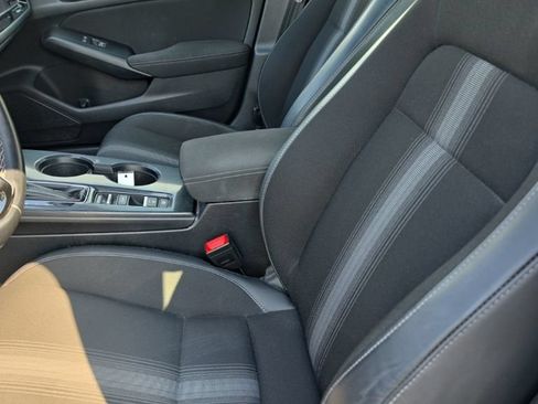 Used 2023 Honda Civic Sport image 11