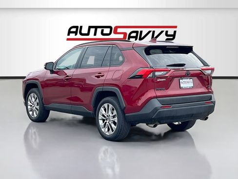 Used 2025 Toyota RAV4 XLE Premium w/ Weather Package AWD/4WD image 5