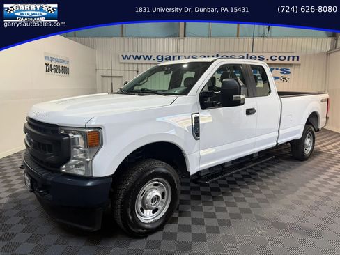 Used 2022 Ford F250 XL w/ Power Equipment Group AWD/4WD image 1