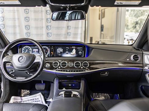 Used 2017 Mercedes-Benz S 550e w/ Premium Package image 36