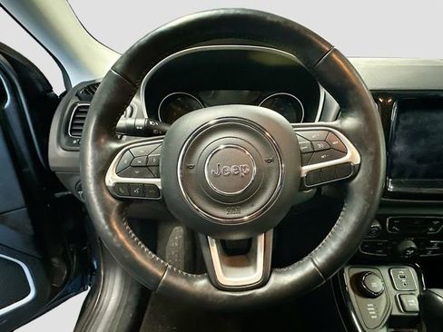 Used 2018 Jeep Compass Limited w/ Navigation Group image 11