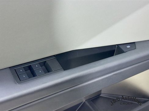 Used 2024 Tesla Cybertruck AWD Crew Cab image 24