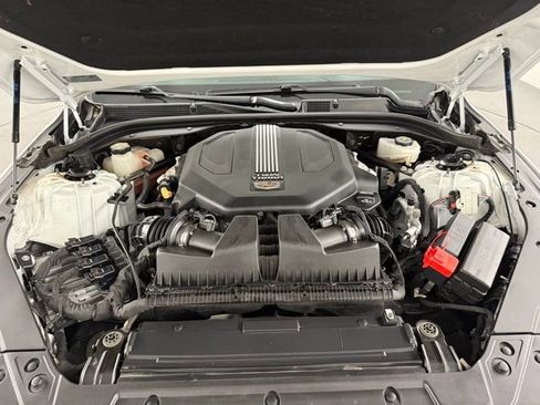 Used 2022 Cadillac CT5 V w/ LPO, ONYX Package image 32