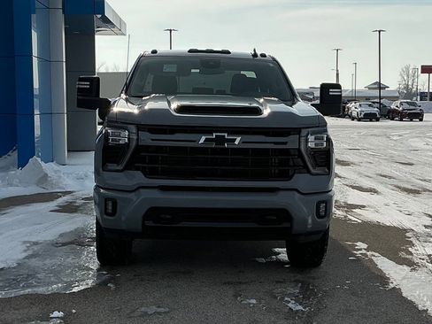 Used 2024 Chevrolet Silverado 2500 LT w/ Z71 Sport Edition image 14