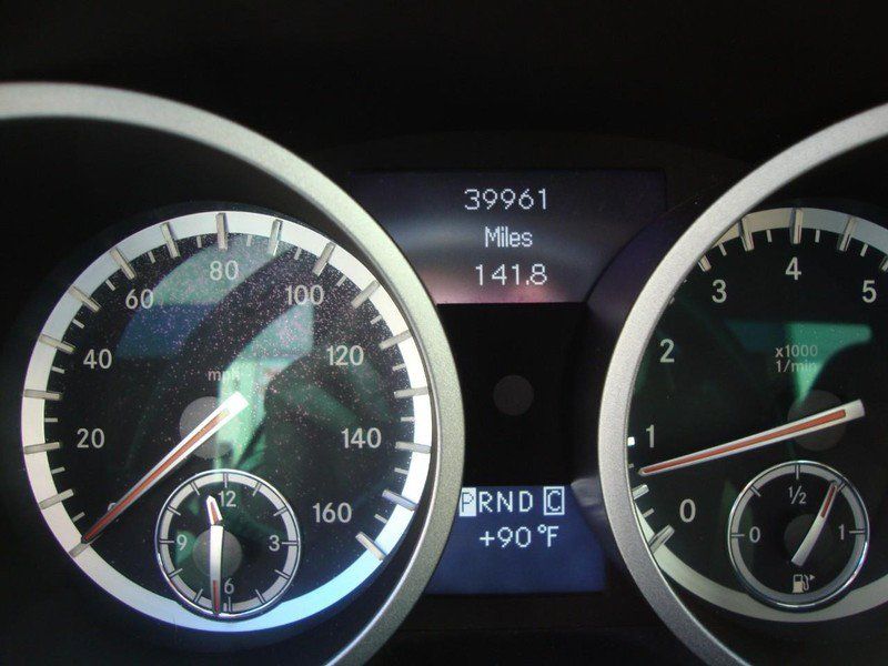 Used 2009 Mercedes-Benz SLK 350 image 6