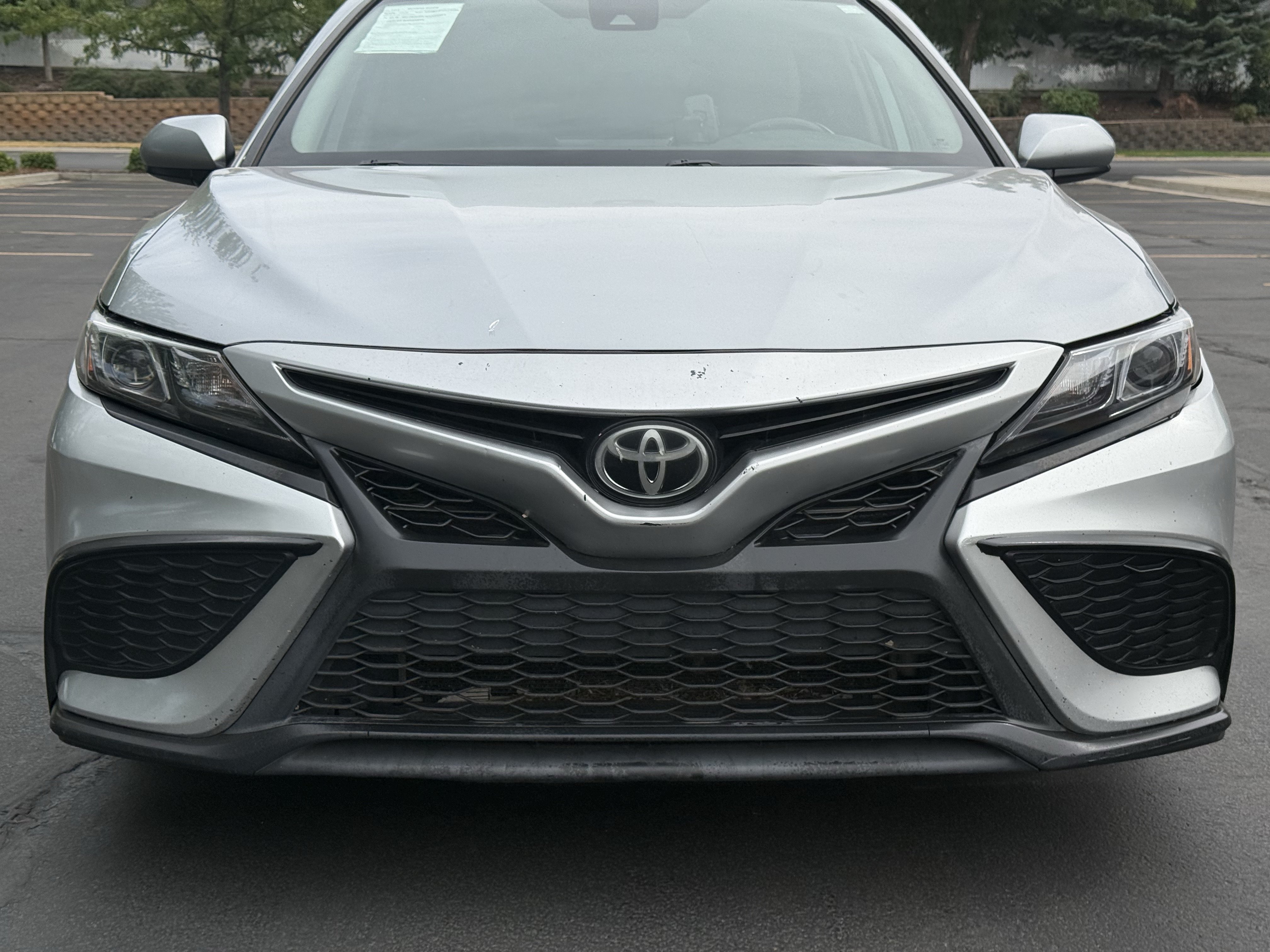 Used 2021 Toyota Camry SE FWD image 23