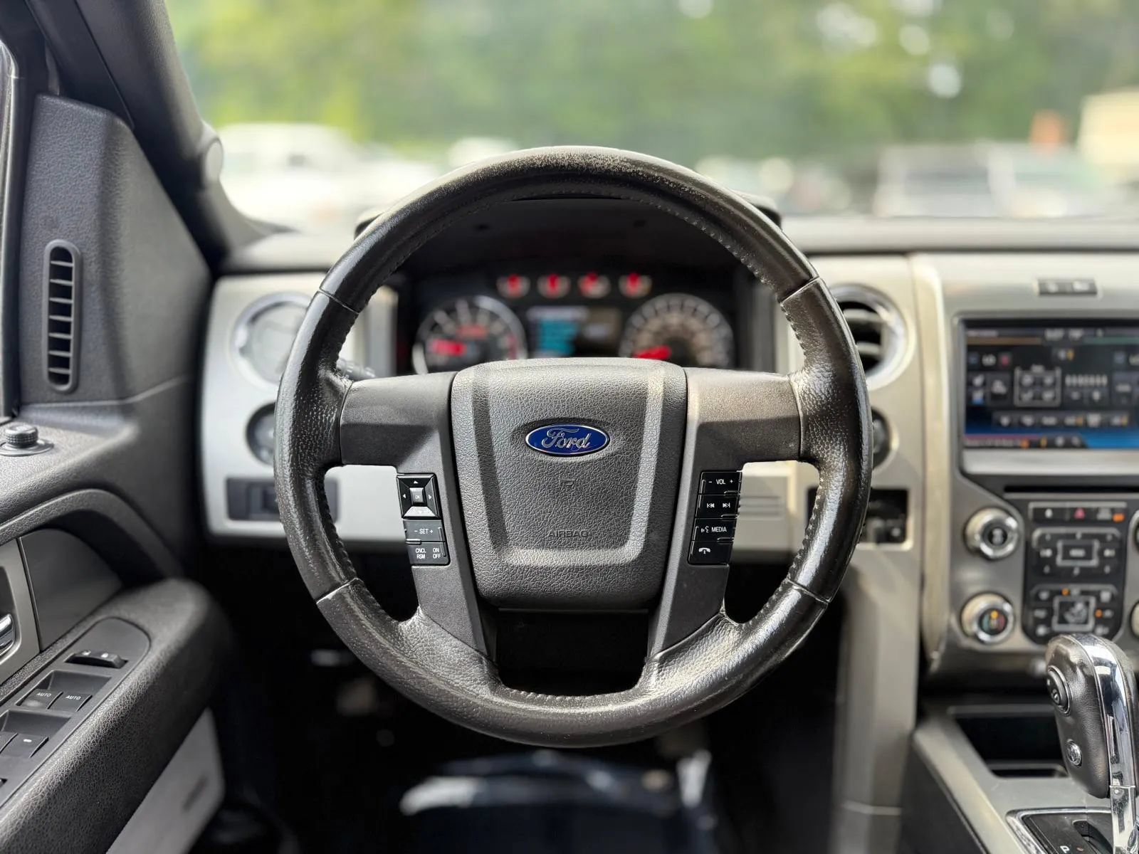 Used 2013 Ford F150 FX4 w/ Luxury Equipment Group AWD/4WD image 17
