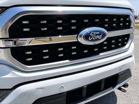 Used 2022 Ford F150 Platinum w/ Equipment Group 701A High AWD/4WD image 29