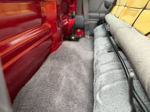 Used 1993 Toyota Pickup Deluxe AWD/4WD image 31