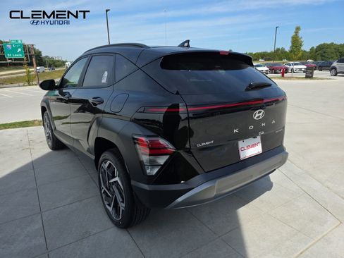 New 2026 Hyundai Kona SEL Premium image 8