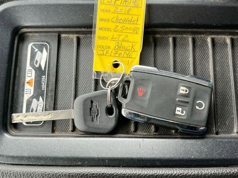 Used 2018 Chevrolet Silverado 2500 LTZ w/ Midnight Edition image 36
