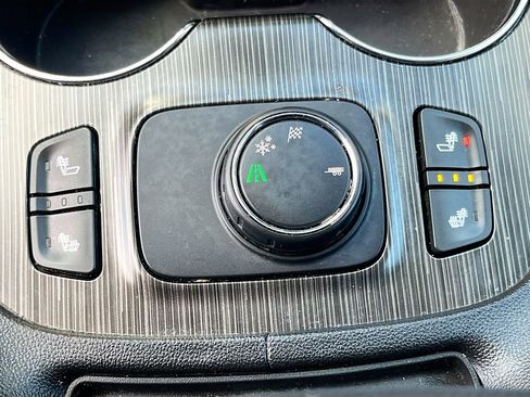 Used 2020 GMC Acadia SLT w/ Trailering Package FWD image 20
