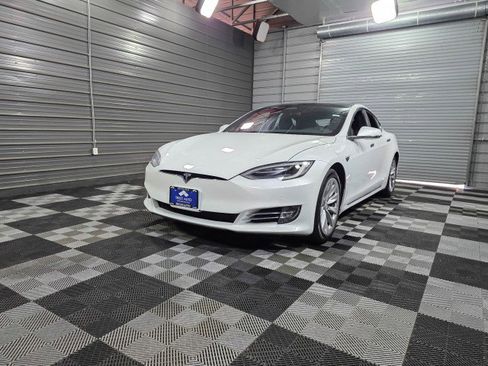 Used 2017 Tesla Model S 100D image 43