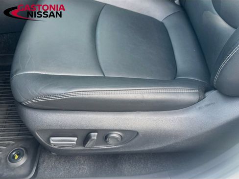 Used 2024 Toyota RAV4 XLE Premium FWD image 25