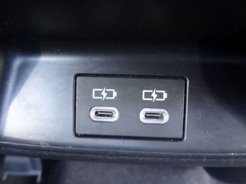 Used 2024 Toyota Corolla LE FWD image 10