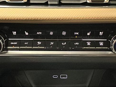 New 2026 Chevrolet Equinox ACTIV w/ Convenience Package III image 18