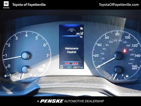 Used 2024 Toyota Corolla SE image 11