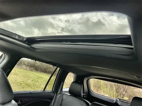 Certified 2020 Honda Passport Touring image 32