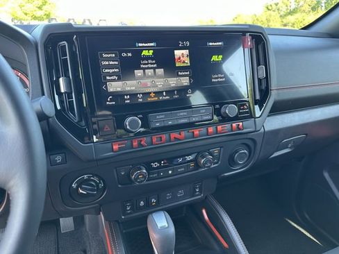 Certified 2026 Nissan Frontier PRO-4X w/ Tow Package AWD/4WD image 29