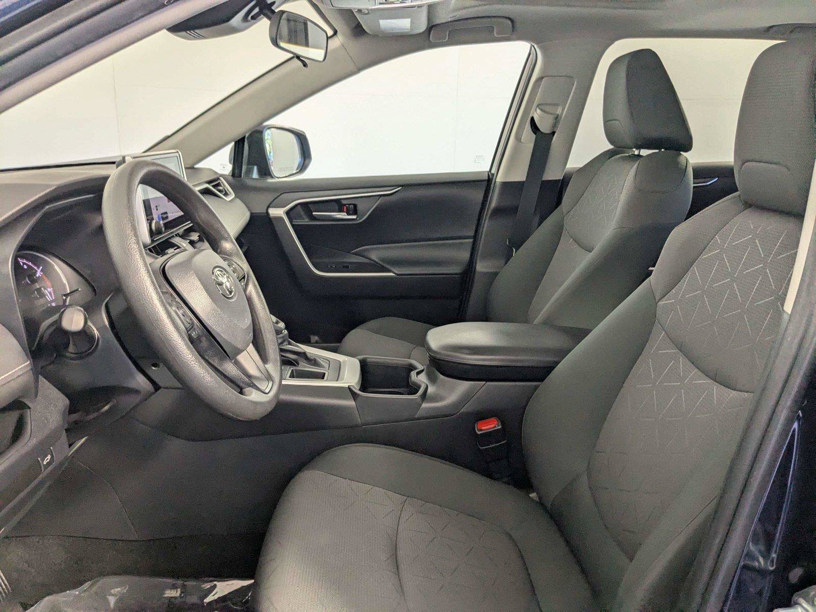 Used 2024 Toyota RAV4 XLE w/ Convenience Package FWD image 11