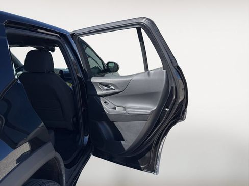 Used 2025 Chevrolet Equinox LT AWD/4WD image 18